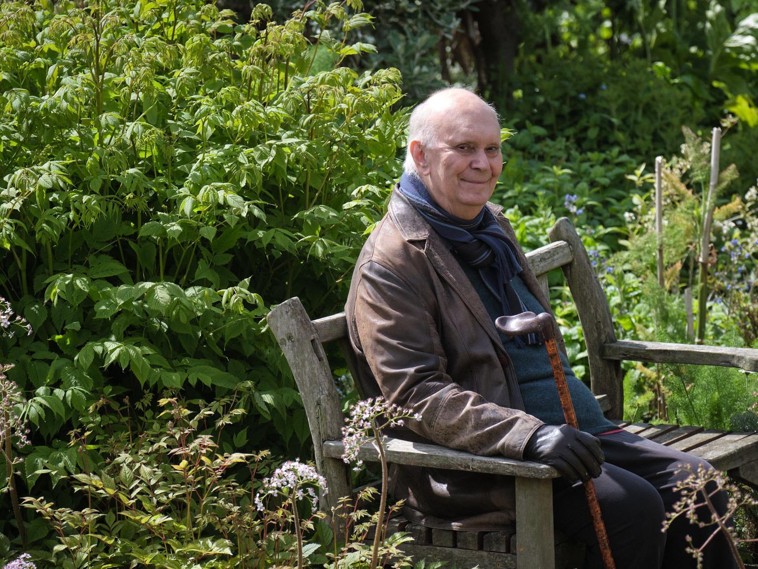 Casting and dates revealed for new Alan Ayckbourn play which will open summer season at Scarborough's Stephen Joseph Theatre - Vimarsana News