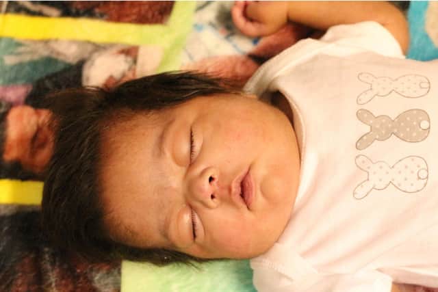 An inspirational Leeds woman is fundraising for a hospital charity after the tragically losing both her baby daughter and mother within a month during the pandemic.