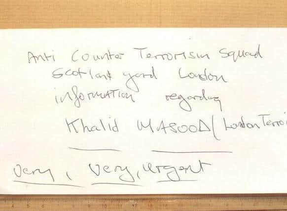A note written by Gerald Banyard which was in a package he sent to Brighton police station which claimed to be from an American tourist called Kevin who had found a suspicious note in his hotel room