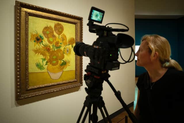 Exhibition on Screen: Sunflowers is an unique opportunity to see, as never before, Van Gogh’s spectacular series of sunflower paintings