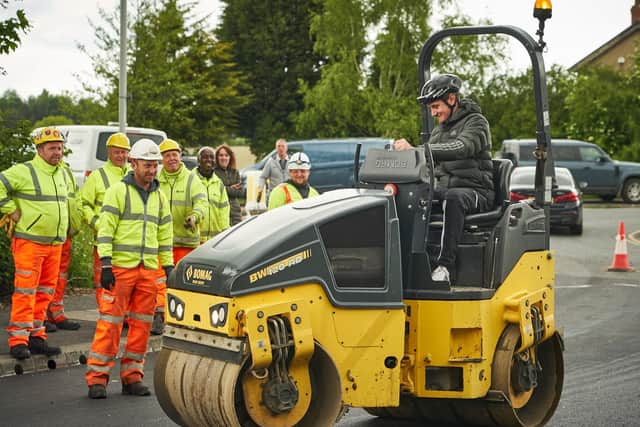 Alistair Brownlee makes the final touches (photo: Volvo Car UK).