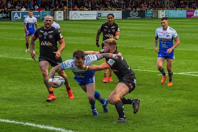 Richie Myler scores Leeds Rhinos' third try at Castleford Tigers.  Picture: Bruce Rollinson.