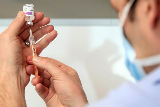People aged 30 and over can currently book their vaccine (photo: Radar)