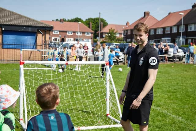 Leeds United striker Patrick Bamford during his visit to Beeston Juniors. Pic: Leeds United