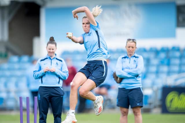 Phoebe Graham bowls. (Picture: Allan McKenzie/SWpix.com)