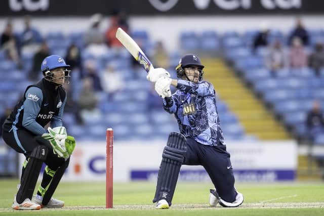 Jordan Thompson hits out against the Rapids on his way to 66 from 28 balls. Pictures: Allan McKenzie/SWpix.com
