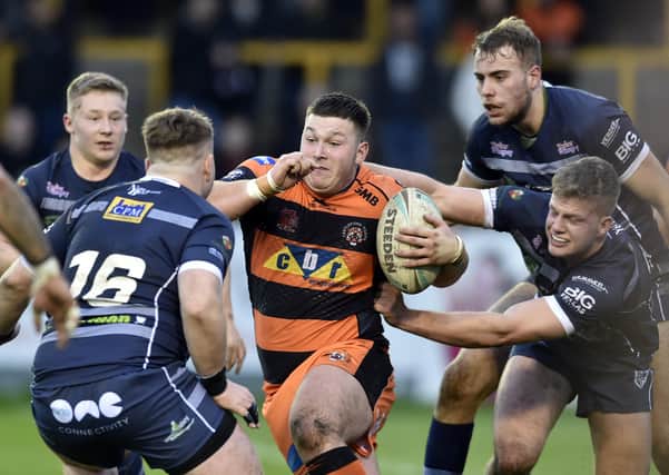 New Hunslet loan signing 
Joe Summers in action for Castleford Tigers against Featherstone Rovers.