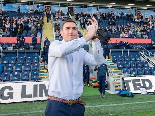 Kevin Sinfield applauds the fans before Rhinos' defeat by Warrington. Picture by Allan McKenzie/SWpix.com