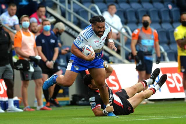 Konrad Hurrell on the charge for Rhinos. Picture by Jonathan Gawthorpe.