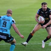 Castleford Tigers captain Michael Shenton in action against Hull. Picture by Jonathan Gawthorpe.
