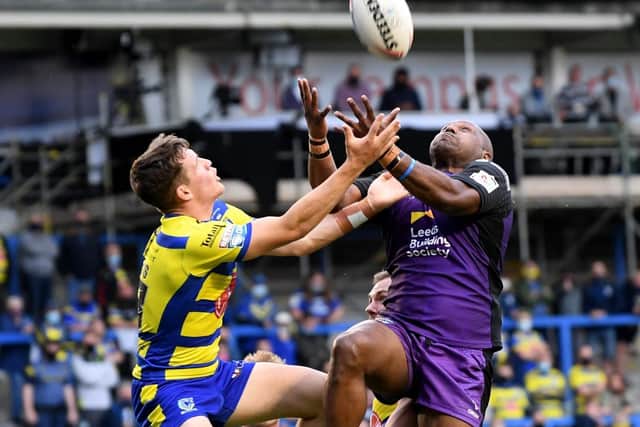 Rhinos' Rob Lui, right. Picture by Simon Hulme.