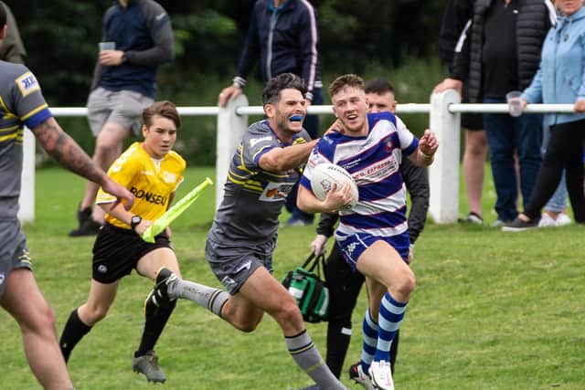 Former Leeds Rhinos academy player Liam Whitton makes a break for Siddal against Oulton. Picture by Bruce Fitzgerald.