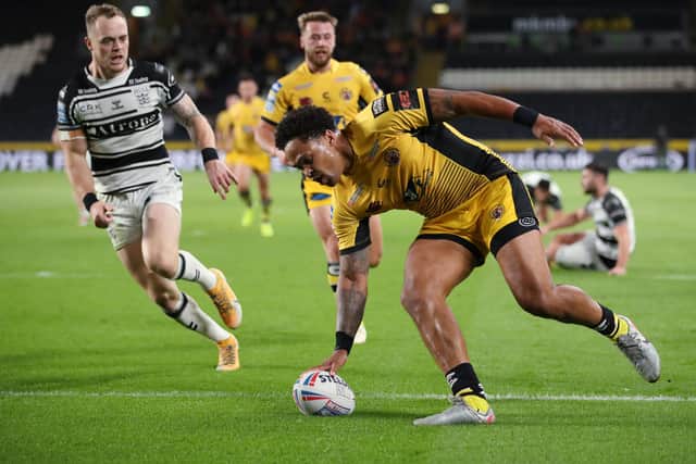 AND THERE'S MORE: Castleford Tigers' Jordan Turner scores their second try. Picture by John Clifton/SWpix.com