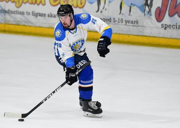 Bobby Streetly, in action for 
Leeds Chiefs against Swindon Wildcats 
in November 2019. 
Picture courtesy of gw-images.com