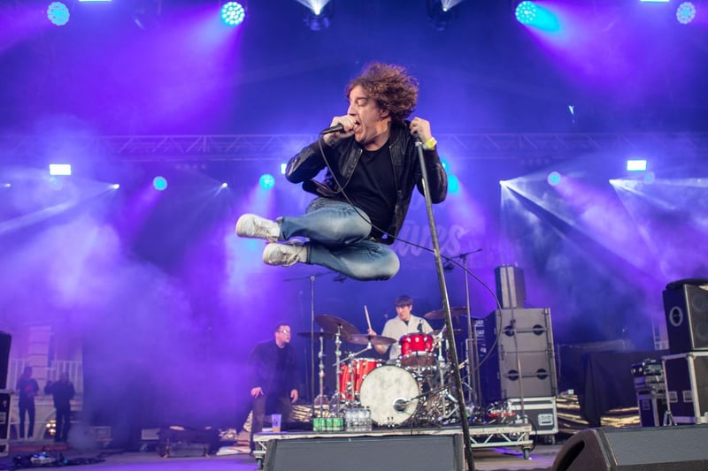 Pigeon Detectives at The Piece Hall . Photos by Frank Ralph.
