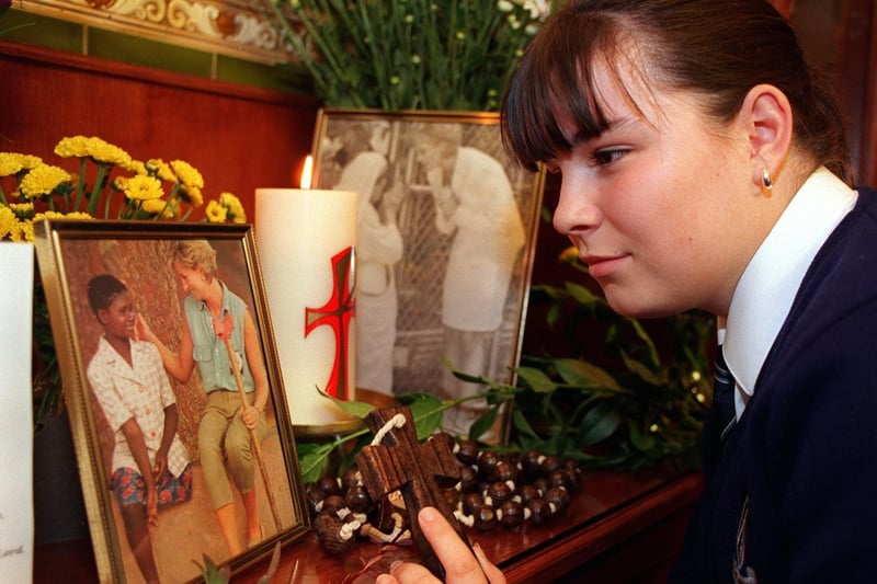 Student Kathryn Hawkins at the shrine for Diana, Priness of Wales at Mount St. Mary's High School.