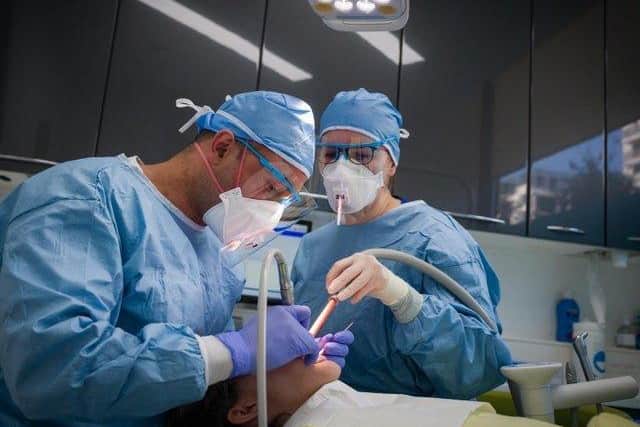 Dentists are struggling to meet government targets.