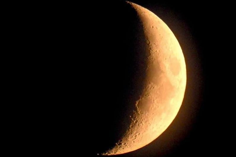 Steve Turner took this fabulous photo of the moon from Ryhill.