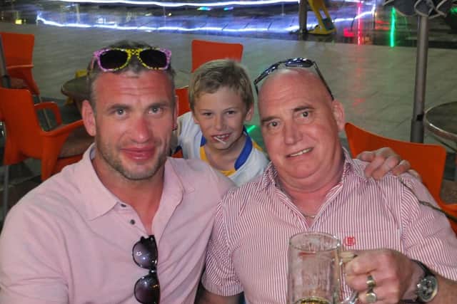 Jamie pictured with his dad Darryl, who died from terminal lung cancer in 2013