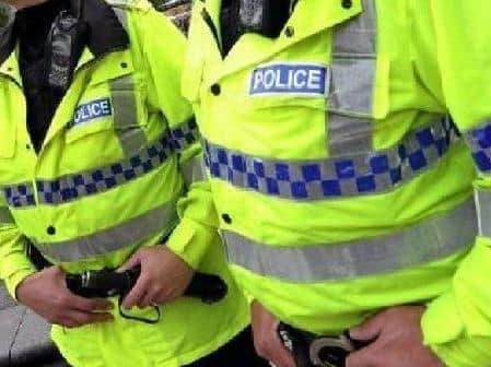 Police have launched an appeal to trace two Good Samaritans who assisted a man in distress.