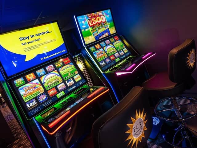 The gaming company MERKUR Slots has continued its investment in UK high streets by opening a new entertainment centre in Leeds.