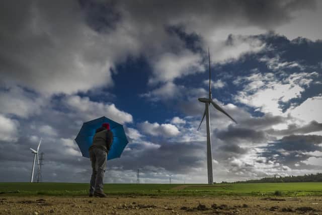 It's going to be unsettled, windy and wet weekend in Leeds