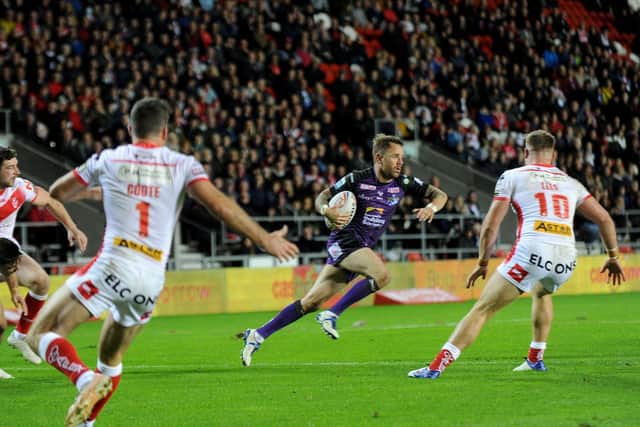 Richie Myler on the attack. Picture by Steve Riding.