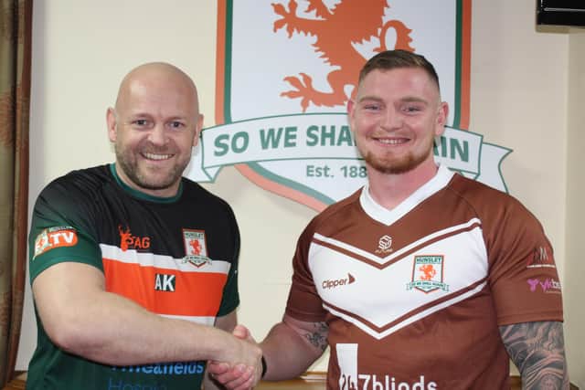 Hunslet coach Alan Kilshaw welcomes new signing Josh Jordan Roberts. Picture: Hunslet RLFC.