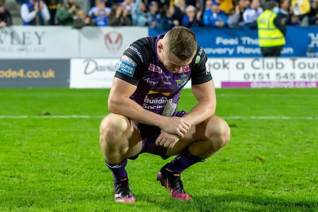 Picture by Allan McKenzie/SWpix.com - 01/10/2021 - Rugby League - Betfred Super League Semi Final - St Helens v Leeds Rhinos - The Totally Wicked Stadium, St Helens, England - Leeds's Harry Newman dejected after his side's loss to St Helens.
