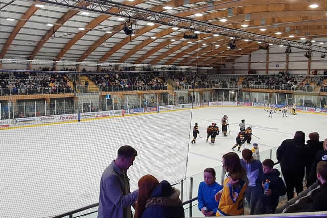Leeds Knights recorded a new record crowd of 1,125 at Elland Road to witness a convincing 5-2 win over Bees IHC.