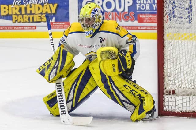 BIG BLOW: Leeds Knights' goaltender Sam Gospel was forced off injured in the first period.
Picture courtesy of Kat Medcroft/Swindon Wildcats