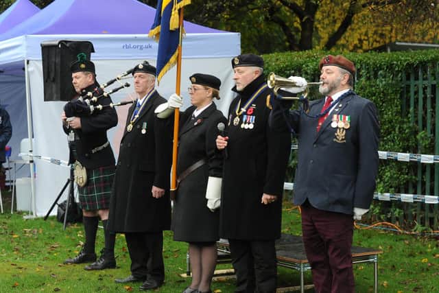 Royakl British Legion Poppy Run at Middleton Park in Leeds.
Pictured (from left) are  bagpipe player Angus O'Donnell with members of Pudsey Royal British Legion David Longbottom, chair, , Elizabeth Phizackerley-Sugden, standard bearer, Daniel Dance, President and Darren Walker, bugler.

Photo:  Steve Riding