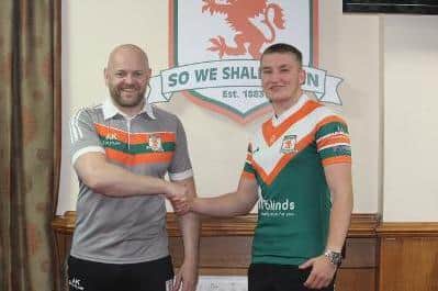 New signing Liam Carr with Hunslet coach Alan Kilshaw. Picture c/o Hunslet RLFC.
