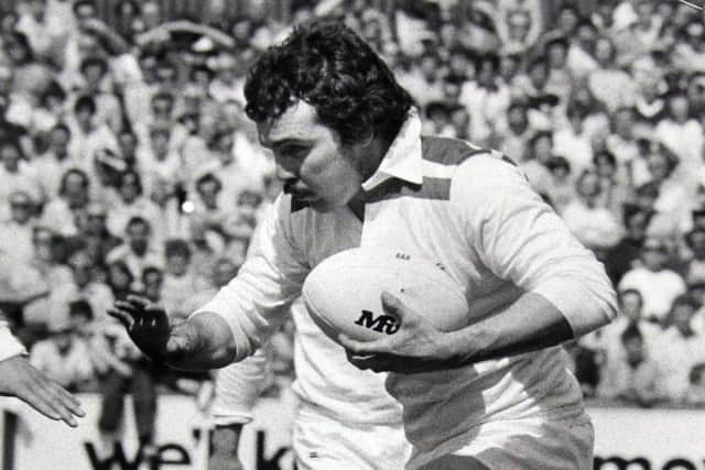 Les Dyl
 kicked a goal in Leeds' 28-14 victory over Salford in 1976.