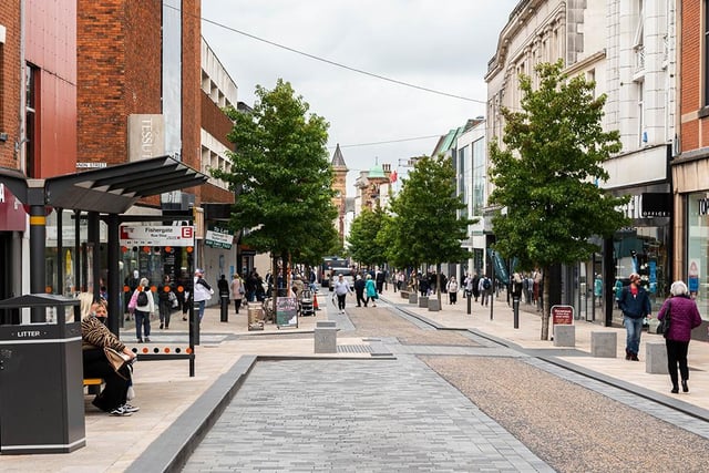 Preston Town Centre had 135 cases, a rise of 36.4% and a case rate of 1,214.8 per 100,000 people.