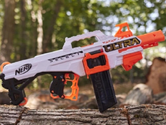 This one is hugely sought after this Christmas. The Nerf ULTRA SELECT blaster features a selector which lets you choose which of two clips you want to fire from, so you can switch between them as you battle. Take aim and rapid-fire darts from this fully motorized blaster! Hold down the acceleration button to power up the motor and press the trigger.