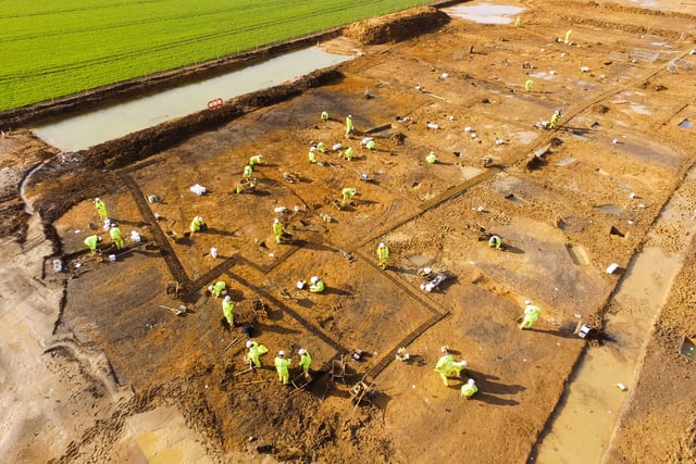 Archaeologists at work on the A14 Cambridge to Huntington route