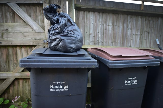 File: Rubbish bins Hastings Borough Council. SUS-220202-083028001