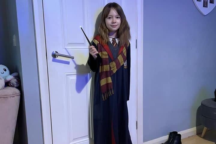 Maddison Culy as Hermione Granger from Harry Potter books. EMN-220403-095004001