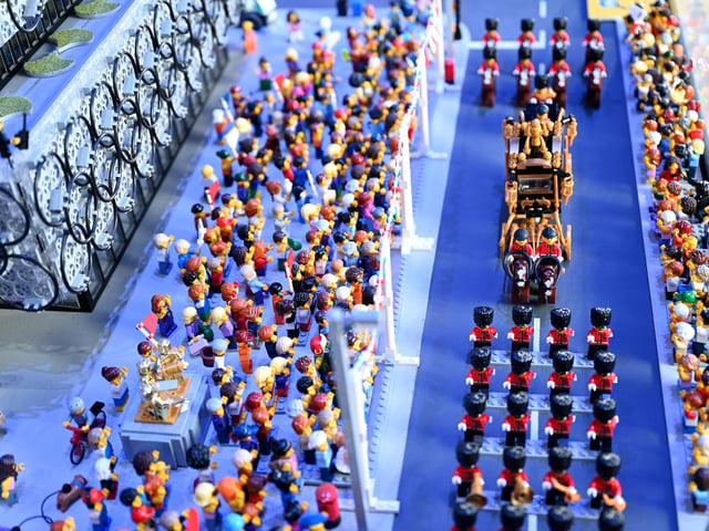 LEGOLAND Discovery Centre Birmingham’s MINILAND features many of the city’s iconic buildings, from the Bullring to the world’s smallest Primark and now for the first time has its very own regal procession