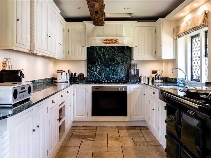 Detached farmhouse in Sharpsbridge Lane, Piltdown near Uckfield. Photo: Zoopla