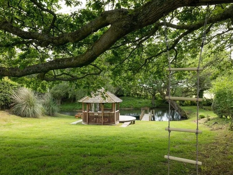 Detached farmhouse in Sharpsbridge Lane, Piltdown near Uckfield. Photo: Zoopla