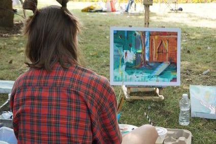 The event was designed to get artists out into the open air and be inspired by the beautiful surroundings of Jephson Gardens.