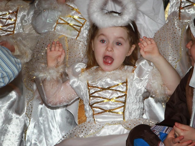 Angel Gabriel Kaci Tosh during the Termoncanice P1 Nativity play. (1312JB11)