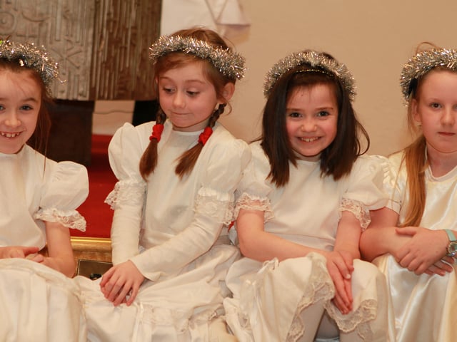 Some of the little angelsare all smiles as they see their families during St Brigid's PS Nativity Play. (2312JB09)