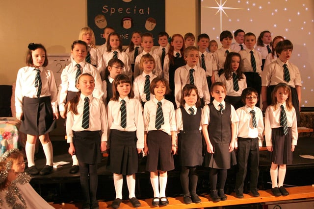 Members of the Drumrane Primary School Choir perform in their Christmas play. INLV5211-687KDR