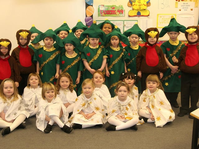 Children in Mrs Proctor's P1 class at Ballykelly Primary School who played in the 'The countdown to Christmas' in the the schools Christmas show. INLV5211-051KDR