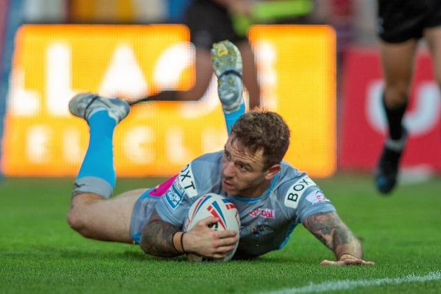 If both half-backs get the all-clear, Myler is likely to switch to number one.