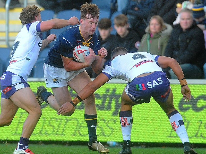 It might be wise not to risk Ash Handley and McCormack is an able replacement.