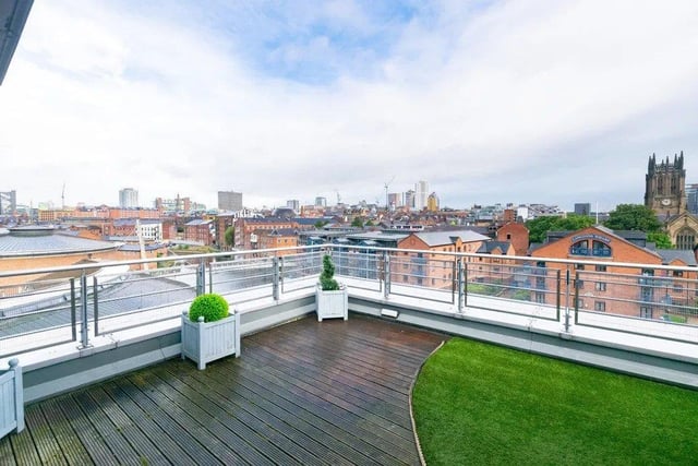 This three bedroom city centre apartment offers over 940 square feet with the addition of the external area providing wonderful river and cityscape views. The living space is generous with a sitting, dining and kitchen area opening on to the terrace which offers a further 335 square feet, where there is a sauna and both a decked and Astro turfed area.